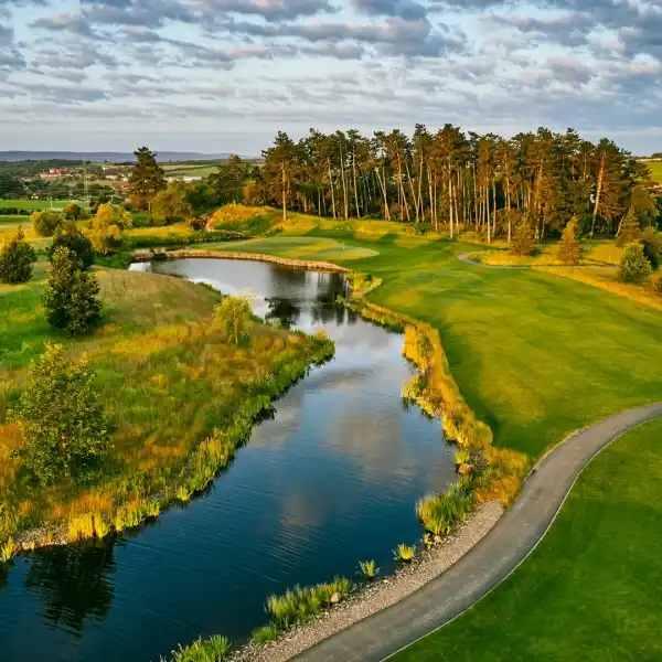 Albatross Golf Resort - Image 9